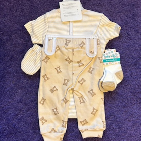 Baby Views Bear Cute Gift Set - 3/6 Months- NWT - Picture 4 of 4